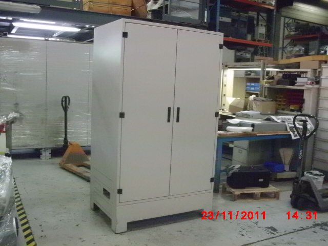 used machine BECKER-AIR CENTER-2002